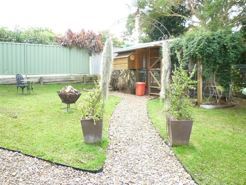 27 Railway Street, Wyee Point NSW 2259