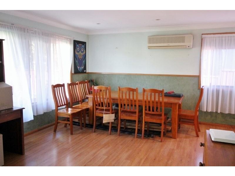 22 Campbell Parade, Mannering Park NSW 2259