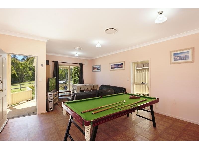 2 Wymeera Circuit, Wyee Point NSW 2259