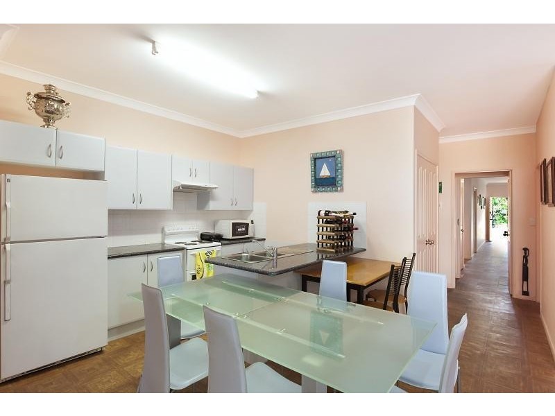 2 Wymeera Circuit, Wyee Point NSW 2259