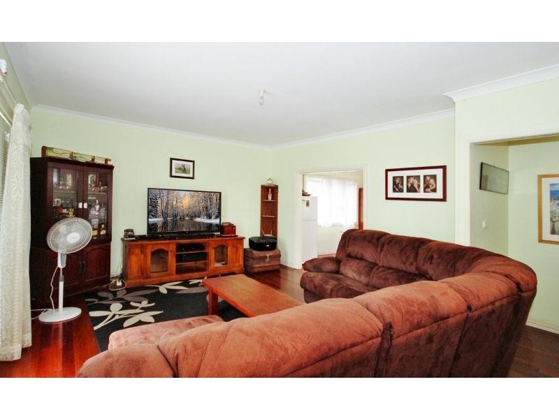 103 Vales Road, Mannering Park NSW 2259