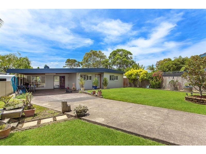 23 Buna Road, Kanwal NSW 2259