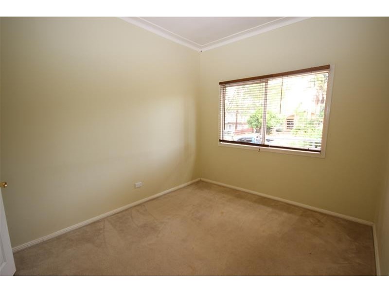 14 Barclay Avenue, Mannering Park NSW 2259