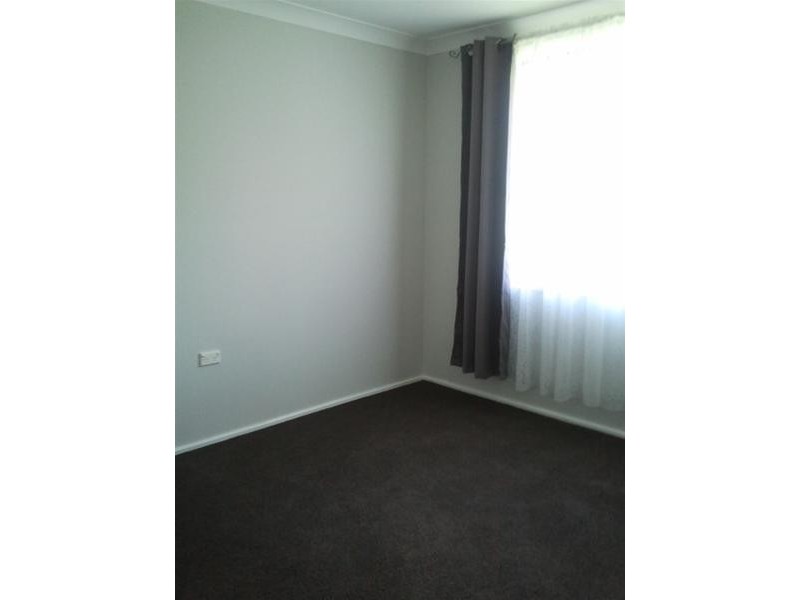 7 Charmhaven Avenue, Charmhaven NSW 2263