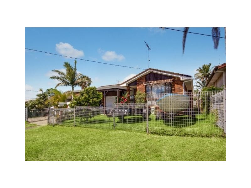 5  Gymea Crescent, Mannering Park NSW 2259