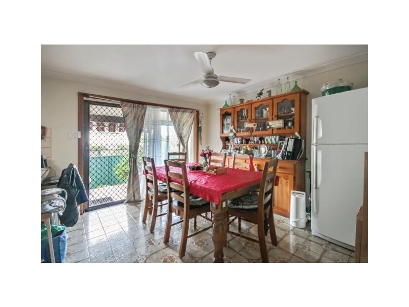 5  Gymea Crescent, Mannering Park NSW 2259