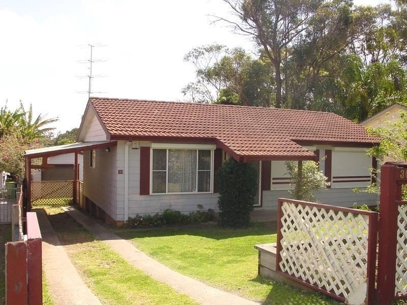 30 Catherine Street, Mannering Park NSW 2259