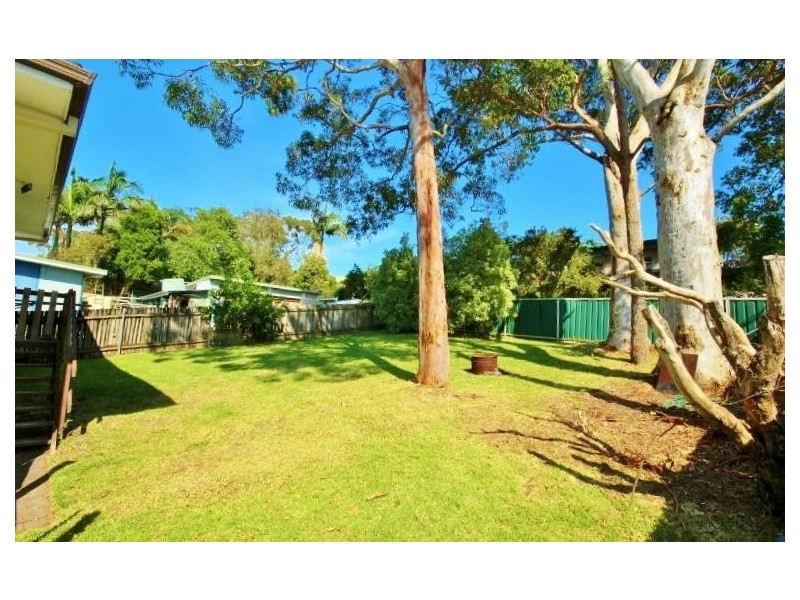51 Winbin Crescent, Gwandalan NSW 2259