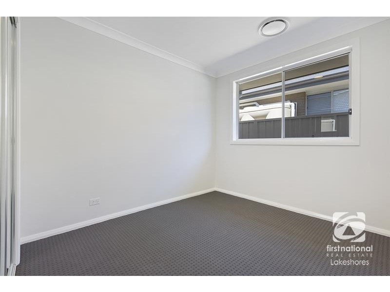 1 Mornington Circuit, Gwandalan NSW 2259