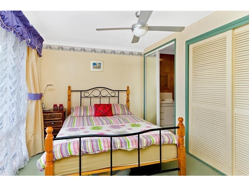 33 Asquith Avenue, Windermere Park NSW 2264