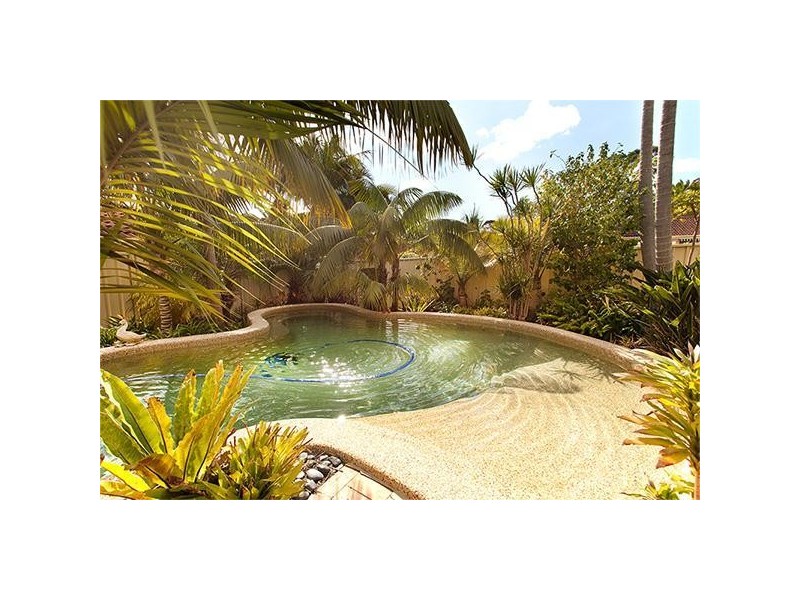 9 Anchorage Circle, Summerland Point NSW 2259