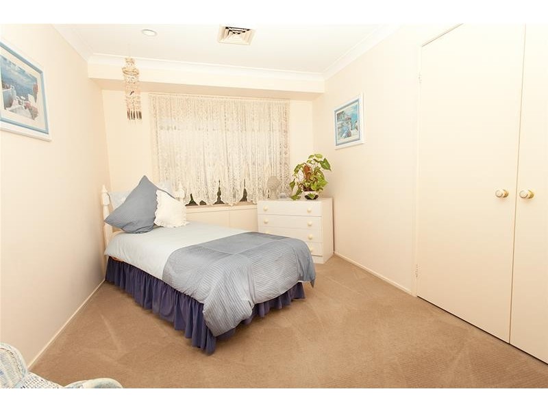 9 Anchorage Circle, Summerland Point NSW 2259