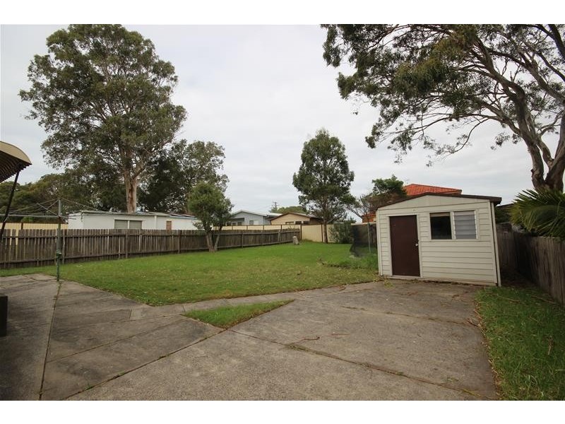 7 Second Avenue, Toukley NSW 2263