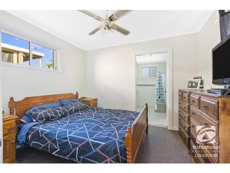 20 Omega Avenue, Summerland Point NSW 2259