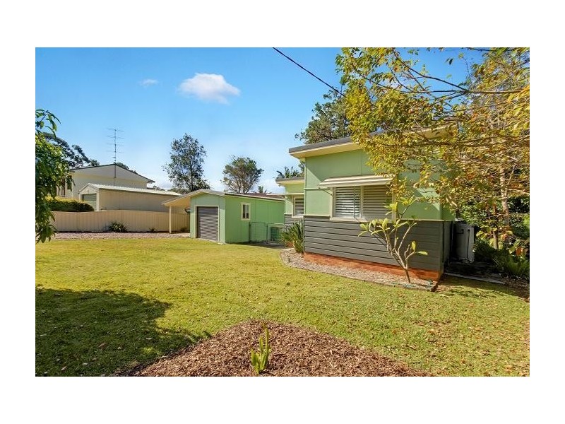 4 Bambara Avenue, Summerland Point NSW 2259