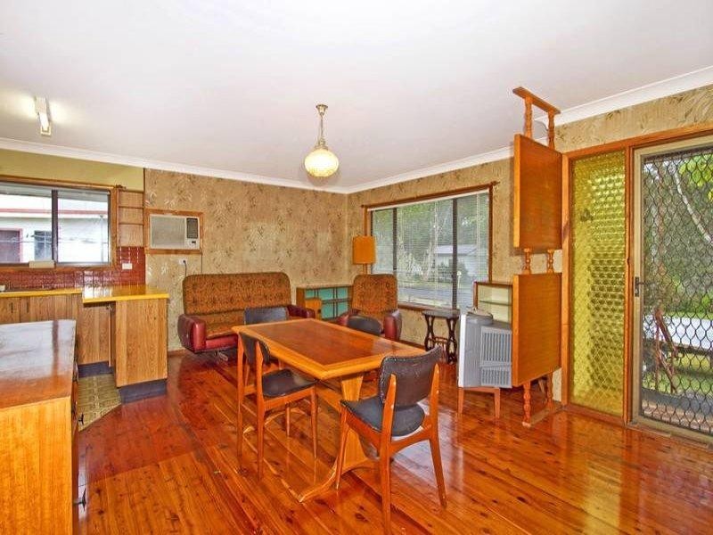 77 Cams Boulevard, Summerland Point NSW 2259