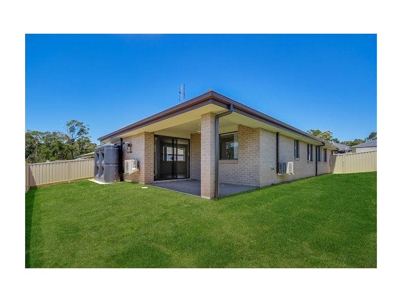5 Mornington Circuit, Gwandalan NSW 2259