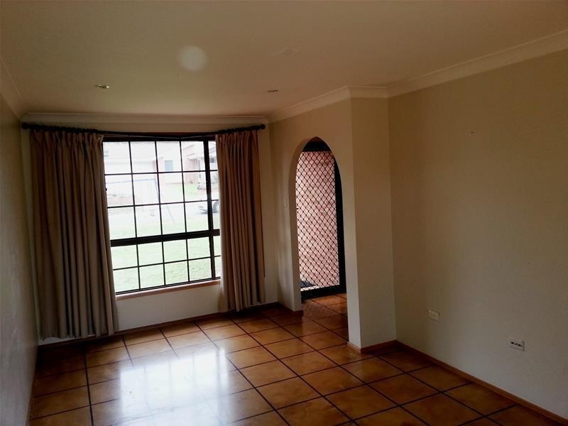 6 Barega Close, Buff Point NSW 2262