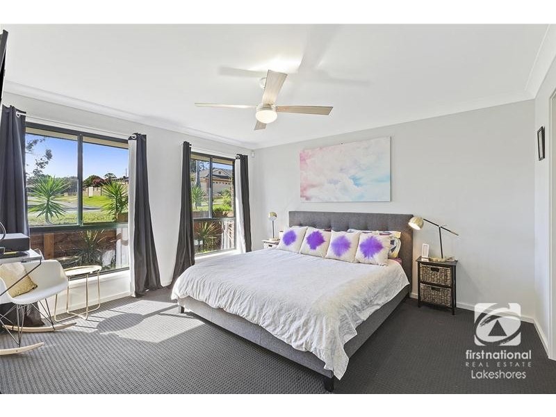 22 Tradewinds Avenue, Summerland Point NSW 2259