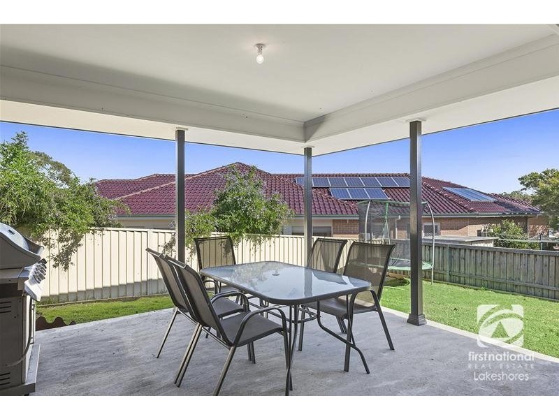 22 Tradewinds Avenue, Summerland Point NSW 2259