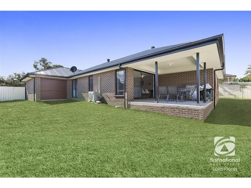22 Tradewinds Avenue, Summerland Point NSW 2259