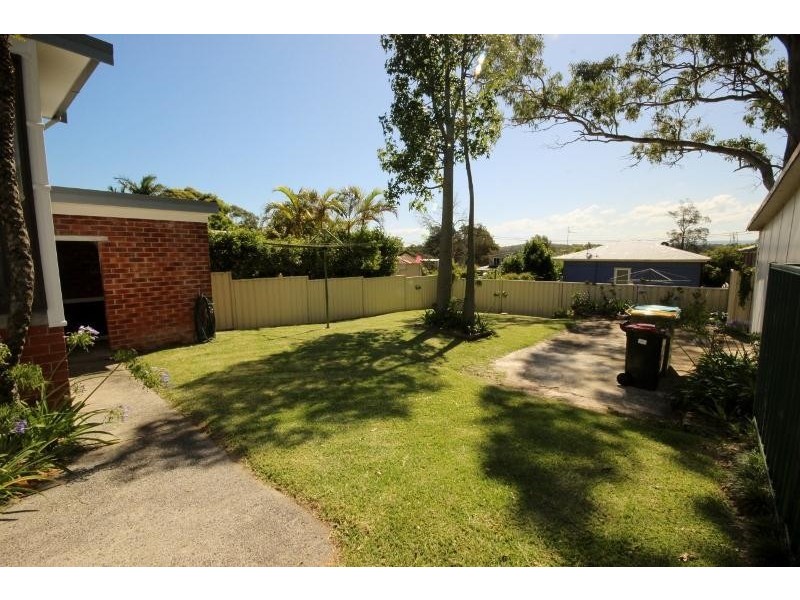 25 Marmion Street, Mannering Park NSW 2259