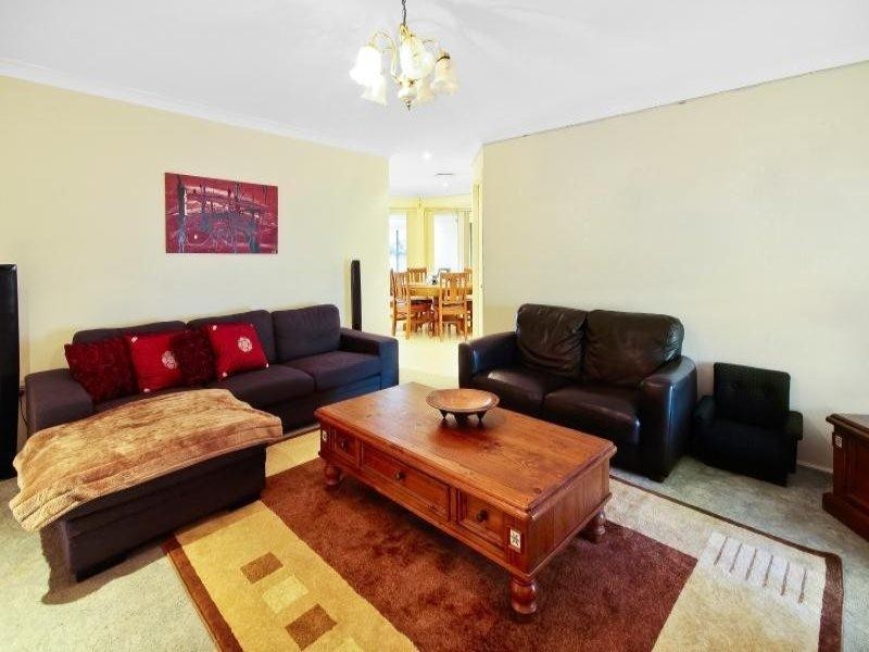 22 Catherine Street, Mannering Park NSW 2259