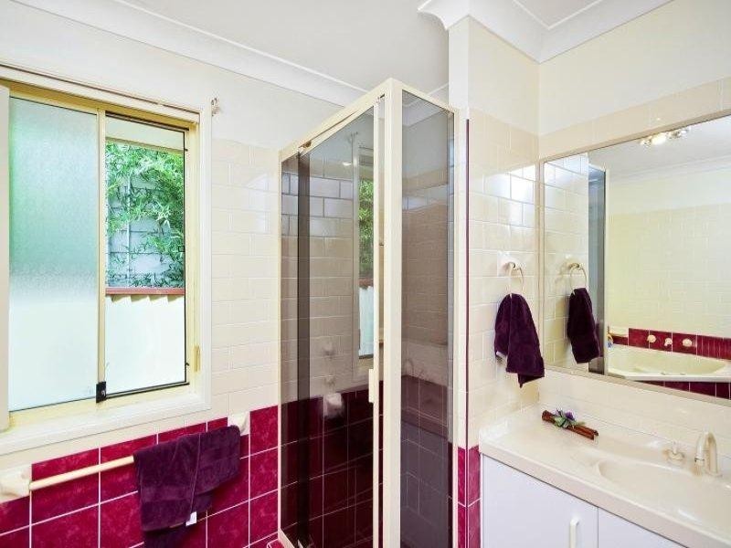 22 Catherine Street, Mannering Park NSW 2259