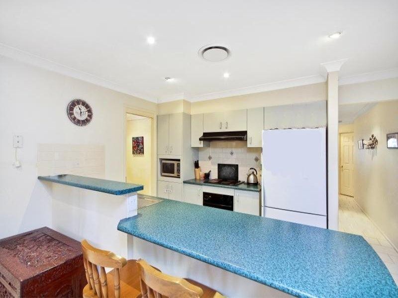 22 Catherine Street, Mannering Park NSW 2259