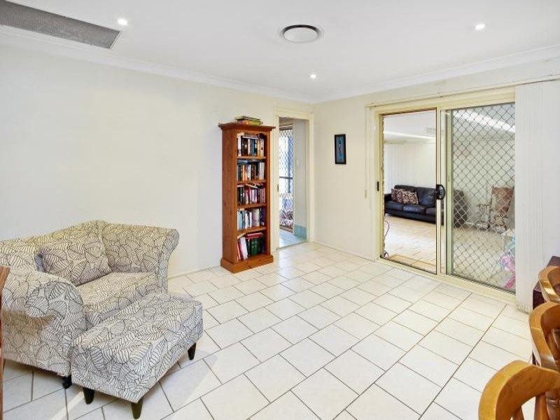 22 Catherine Street, Mannering Park NSW 2259