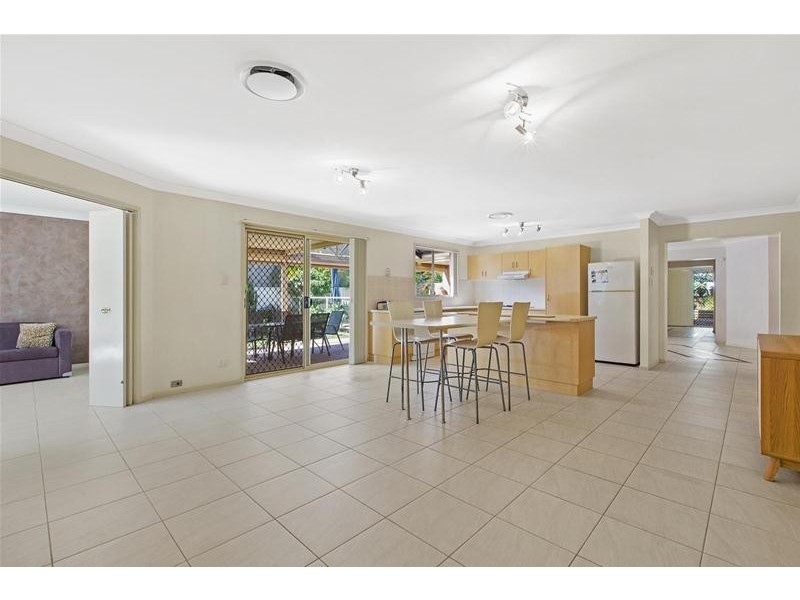 6 Benamba Street, Wyee Point NSW 2259