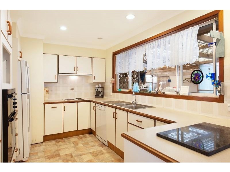 1 Kamilaroo Avenue, Lake Munmorah NSW 2259