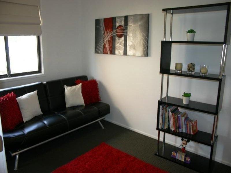 36 Anembo Avenue, Summerland Point NSW 2259