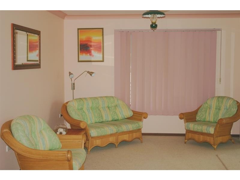 5 Kullaroo  Road, Summerland Point NSW 2259