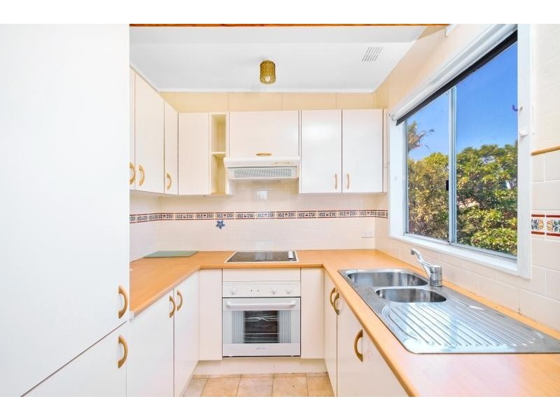 12a Kenilworth Street, Mannering Park NSW 2259
