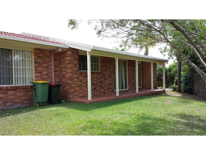 2/9 Holly Close, Lake Haven NSW 2263