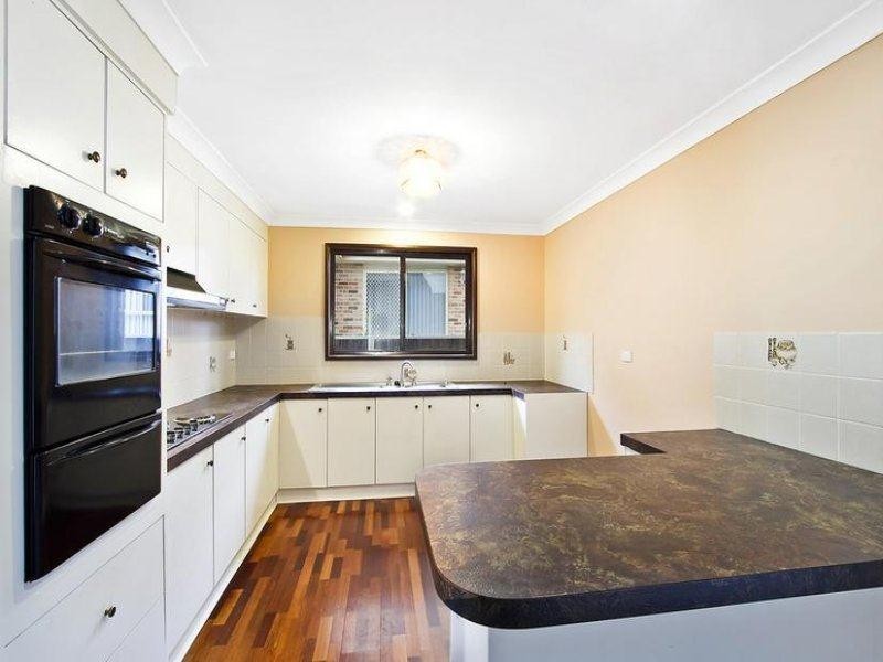 10 Quinalup Street, Gwandalan NSW 2259