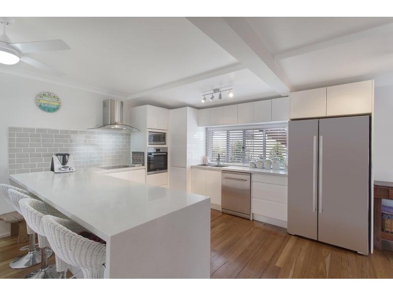 11 Goorawin Street, Gwandalan NSW 2259