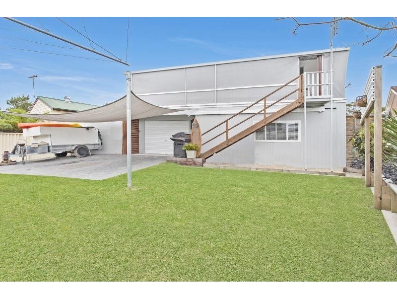 11 Goorawin Street, Gwandalan NSW 2259