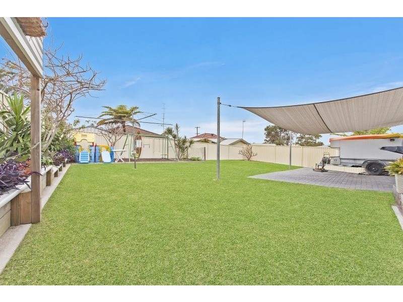 11 Goorawin Street, Gwandalan NSW 2259
