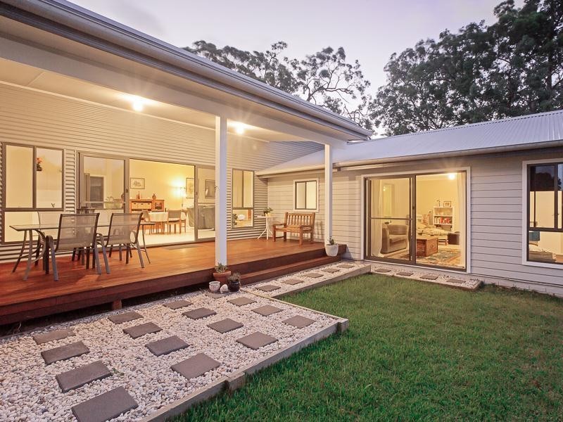 3 Yackerboom Avenue, Buff Point NSW 2262