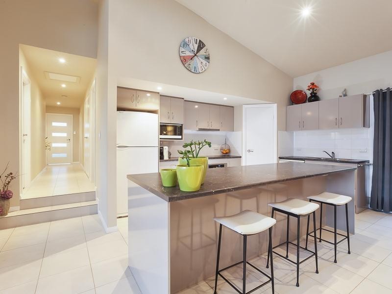 3 Yackerboom Avenue, Buff Point NSW 2262