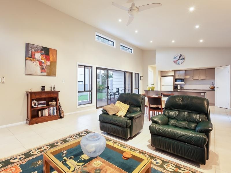 3 Yackerboom Avenue, Buff Point NSW 2262
