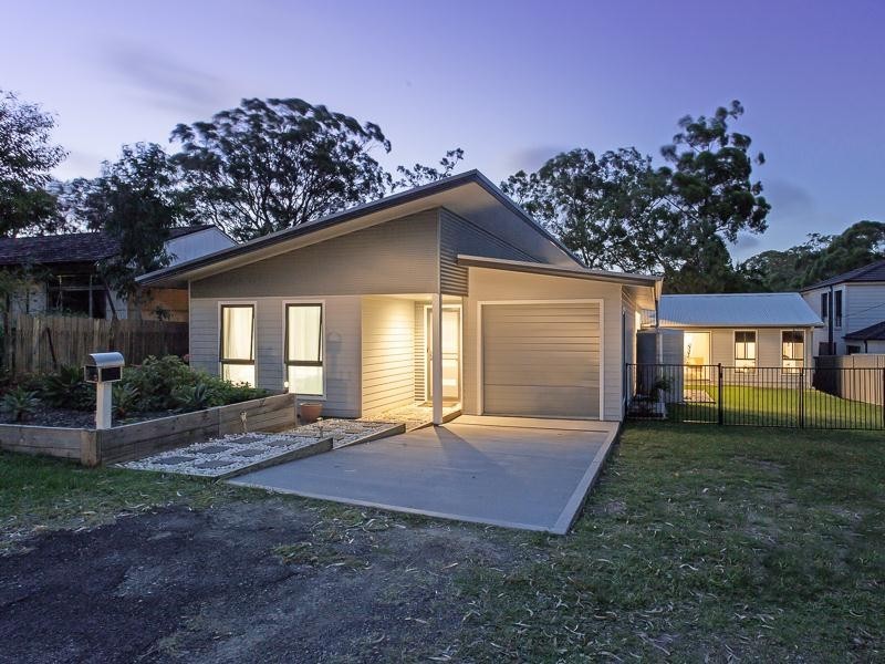 3 Yackerboom Avenue, Buff Point NSW 2262