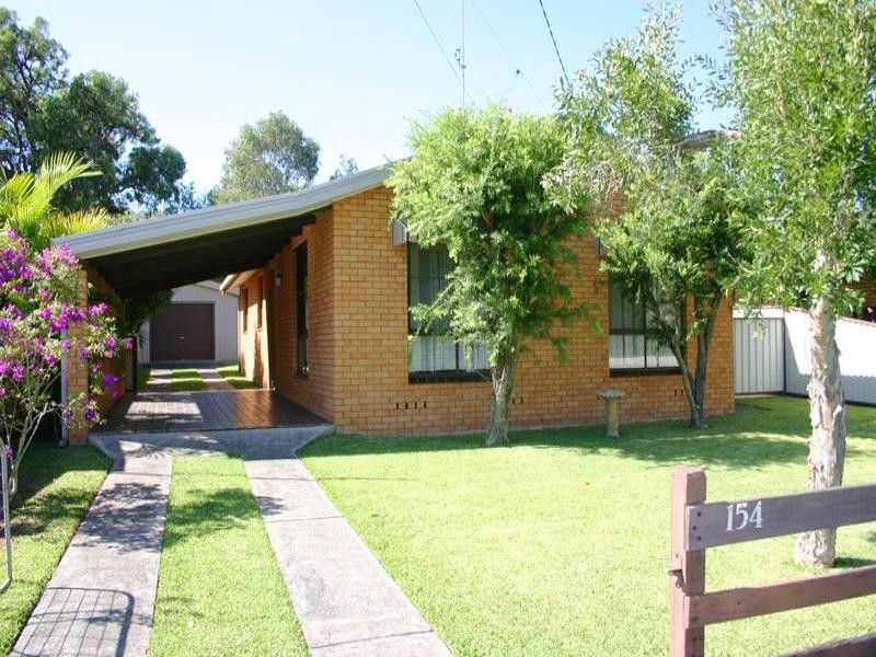 154 Cams Boulevard, Summerland Point NSW 2259