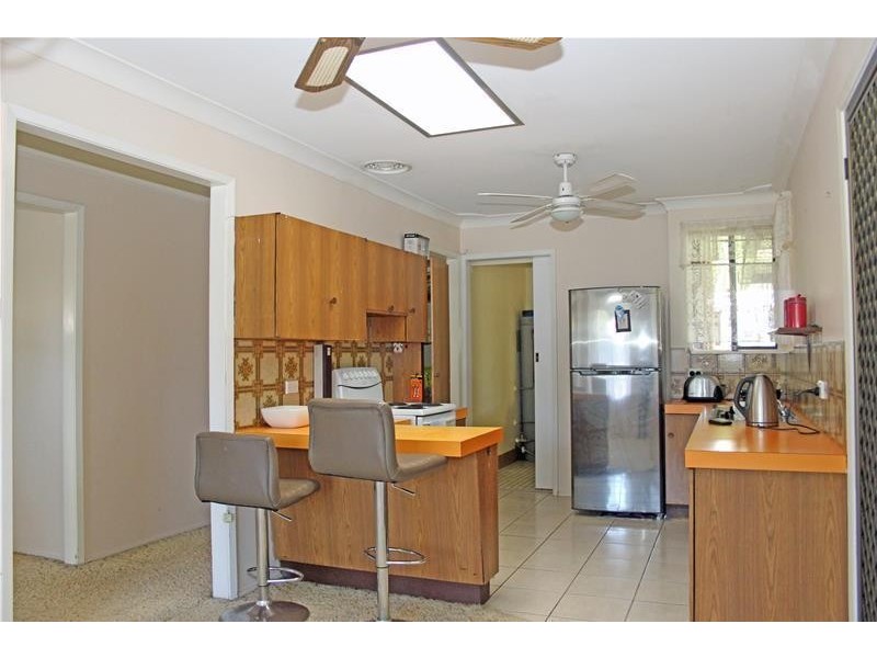 8 Clark Road, Noraville NSW 2263