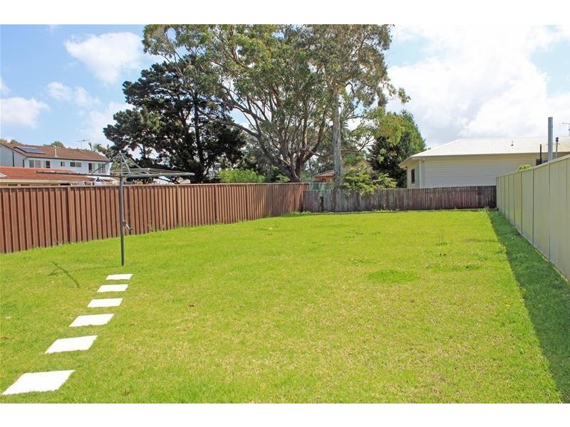 8 Clark Road, Noraville NSW 2263