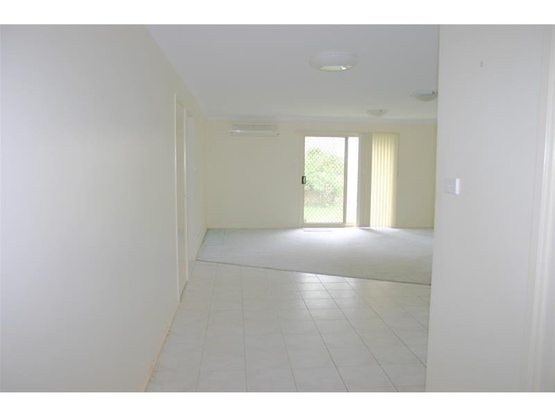 3 Warwick Avenue, Mannering Park NSW 2259