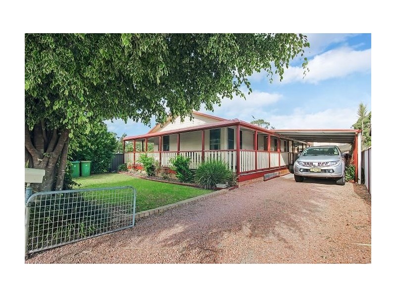 3 Cheryl Street, Mannering Park NSW 2259