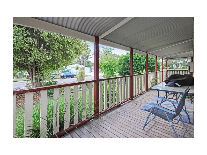 3 Cheryl Street, Mannering Park NSW 2259